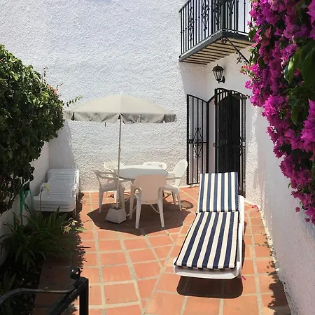Pinos 20 Menyber Vakantiehuis *